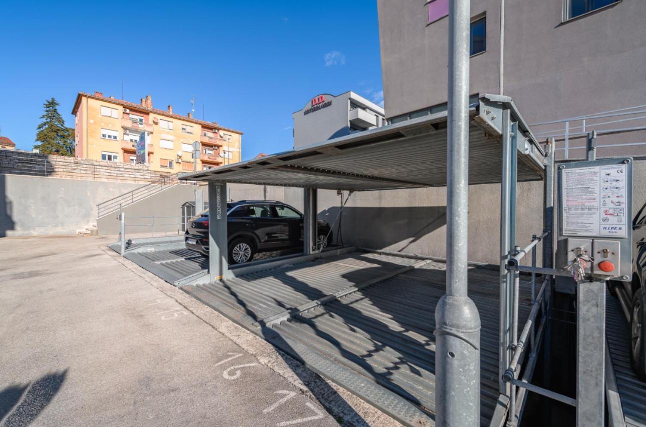 Aureo Apartment Pula Center Экстерьер фото